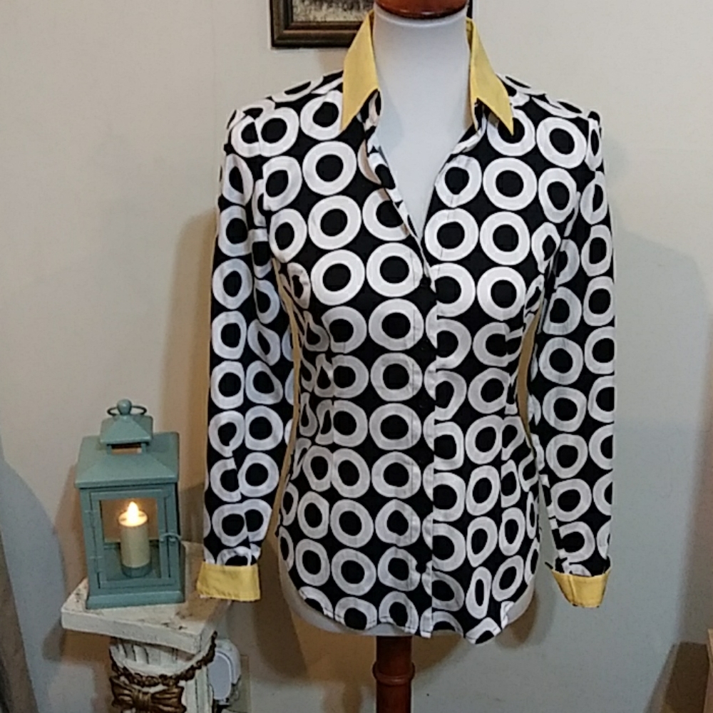 New York & company long sleeve button down